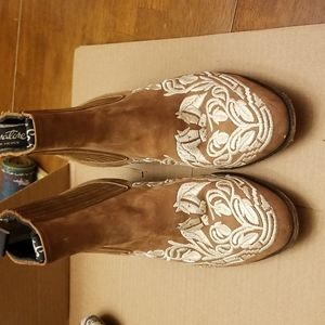 Salvatore Leather Ankle Boots